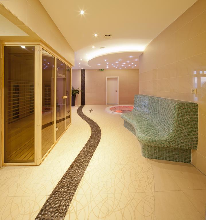 Hotel Green Дольни-Кубин Экстерьер фото